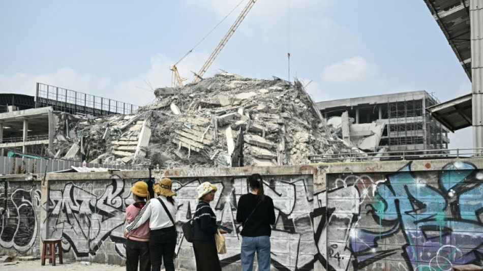 Terremoto surpreende turistas na Tail&acirc;ndia, em meio a gritos de p&acirc;nico