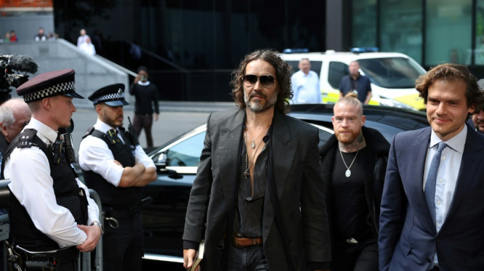Vergewaltigungsvorw&uuml;rfe: Russell Brand pl&auml;diert vor Gericht auf nicht schuldig
