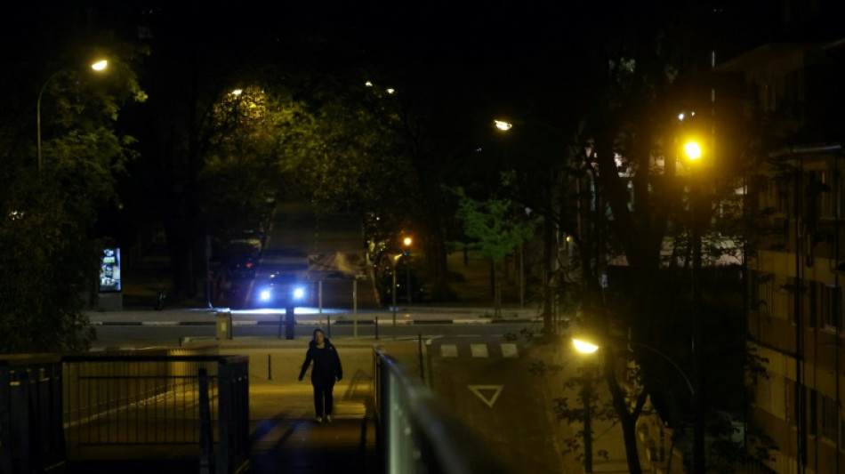 Difficile nuit madrilène pour les naufragés de la panne électrique géante en Espagne