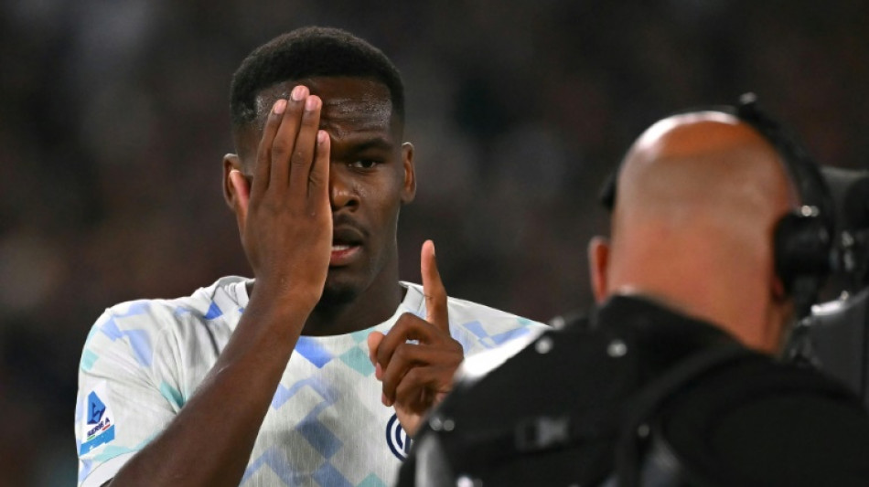 Inter de Mil&atilde;o vence Roma e assume lideran&ccedil;a do Italiano