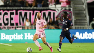 Higuain determined to end on high after confirming retirement