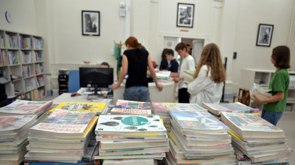 Inqui&eacute;tudes sur l'avenir des manuels scolaires en Ile-de-France