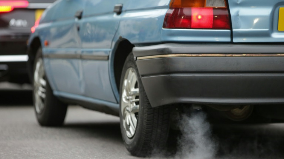 Autoindustrie rechnet mit h&ouml;heren Fahrzeugpreisen durch neue Abgasnorm Euro 7