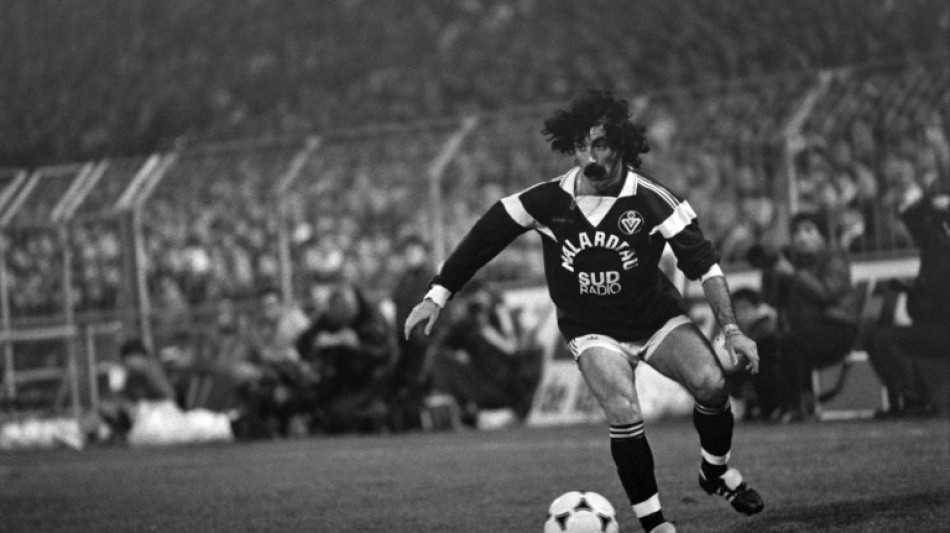 Foot: d&eacute;c&egrave;s du Portugais Fernando Chalana, ancien joueur de Benfica et Bordeaux