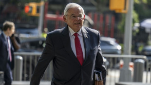 El exsenador de origen cubano Bob Men&eacute;ndez entra en prisi&oacute;n en EEUU para cumplir 11 a&ntilde;os de condena