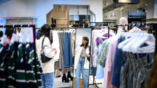 Fran&ccedil;a lan&ccedil;a batalha contra 'fast fashion'