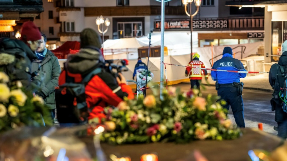 Brandkatastrophe in Schweizer Skiort: Bar-Betreiber werden erstmals vernommen