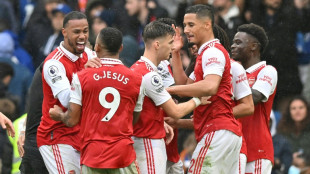 Arsenal back on top, Man Utd undone by Emery's Villa