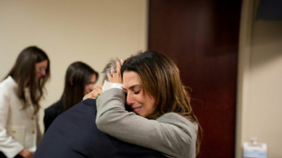 El juicio de Alec Baldwin por homicidio involuntario es anulado por la supresi&oacute;n de pruebas