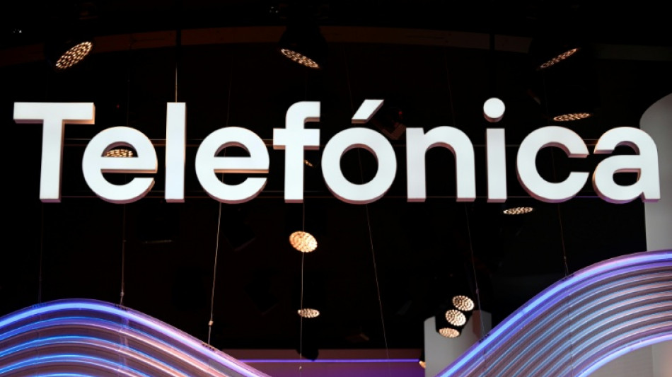 Una ca&iacute;da de l&iacute;neas de Telef&oacute;nica en Espa&ntilde;a dificulta las llamadas de emergencia