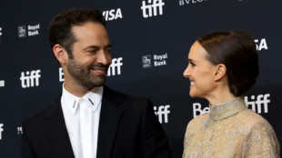 Natalie Portman se divorcia de core&oacute;grafo franc&ecirc;s Benjamin Millepied
