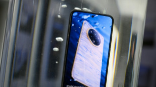 Du "son spatial" au t&eacute;l&eacute;phone cam&eacute;l&eacute;on, le salon du mobile &agrave; fond sur l'innovation