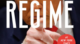 Esce in Italia Regime Change, dietro le quinte della 'presidenza imperiale' di Trump