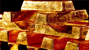 L'oro &egrave; in lieve calo, spot a 4.042,67 dollari l'oncia