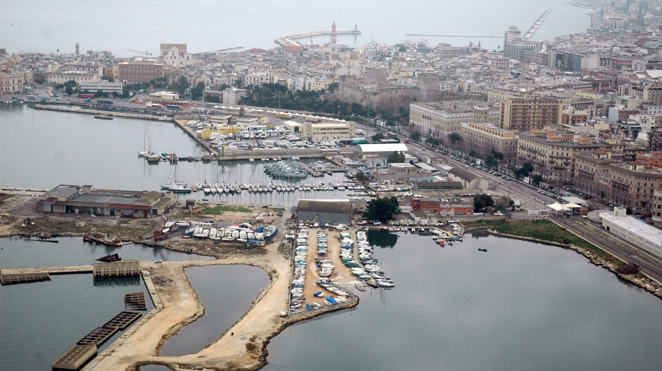 FdI celebra a Bari la longevit&agrave; del governo, festa al porto il 4 settembre