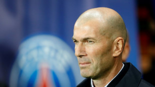 Foot: Zidane, 50 ann&eacute;es de lauriers et de contre-pieds