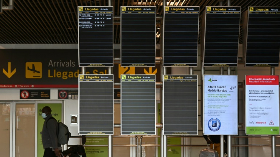 El gestor aeroportuario espa&ntilde;ol Aena redujo sus p&eacute;rdidas a 60 millones de euros