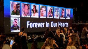 Velas, ora&ccedil;&otilde;es e m&uacute;sica para relembrar ataque do Hamas a Israel em 7/10