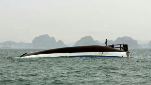 Ungl&uuml;ck in Vietnams Halong-Bucht: Mindestens 34 Tote bei Kentern von Touristenboot