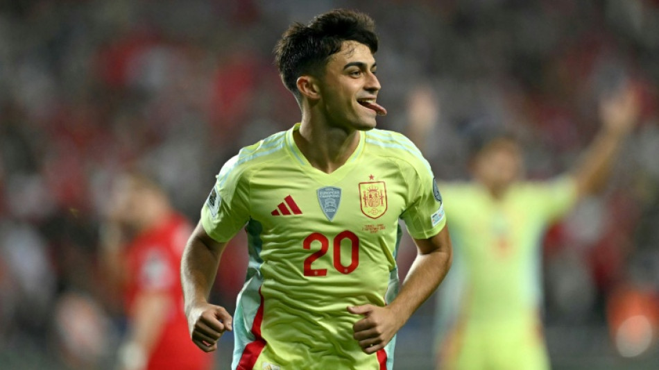 Pedri y Merino, las br&uacute;julas de una Espa&ntilde;a que intimida