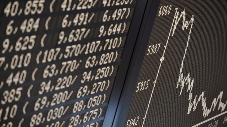 Borsa: Europa chiude in calo, tiene Londra (+0,4%) con il farma