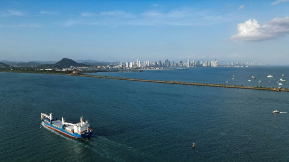 Le Panama supprime le p&eacute;age pour les navires gouvernementaux am&eacute;ricains passant par son canal