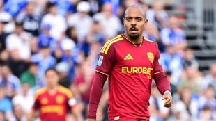 'Dizzy' Lazio join Inter at top of Serie A as Roma and AC Milan held