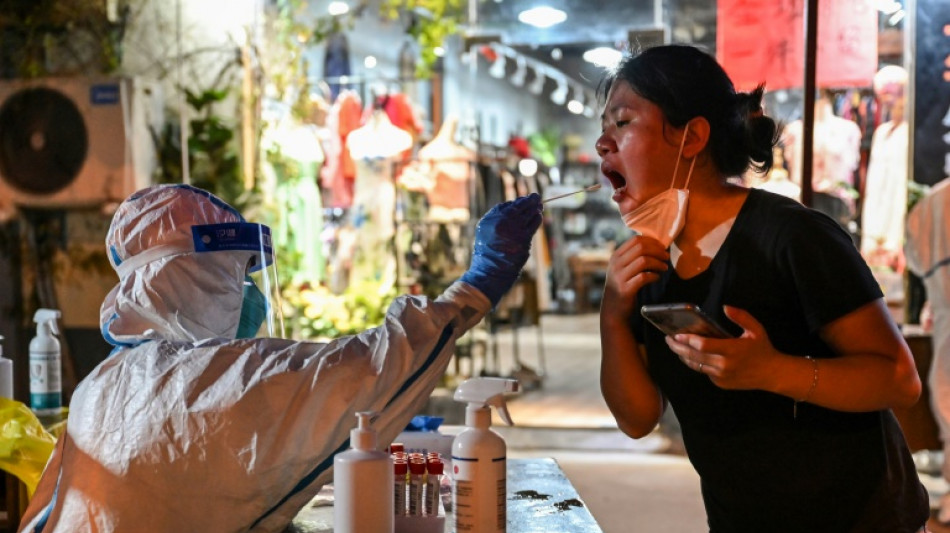 La OMS advierte que la pandemia de covid-19 est&aacute; "lejos de haber terminado"