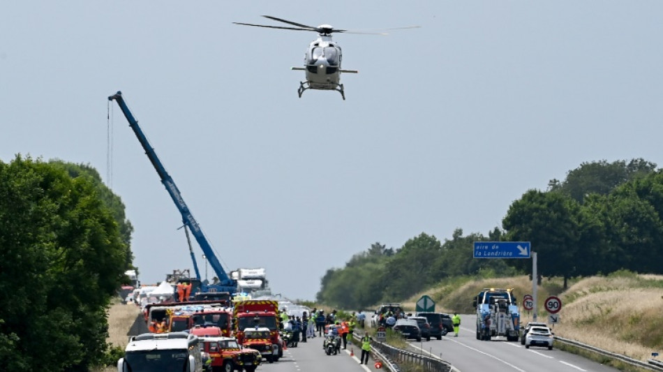 Dans la Sarthe, quatre morts dans un accident de car transportant des adolescents ukrainiens
