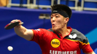 Tischtennis: M&auml;nner und Frauen ungeschlagen im Achtelfinale