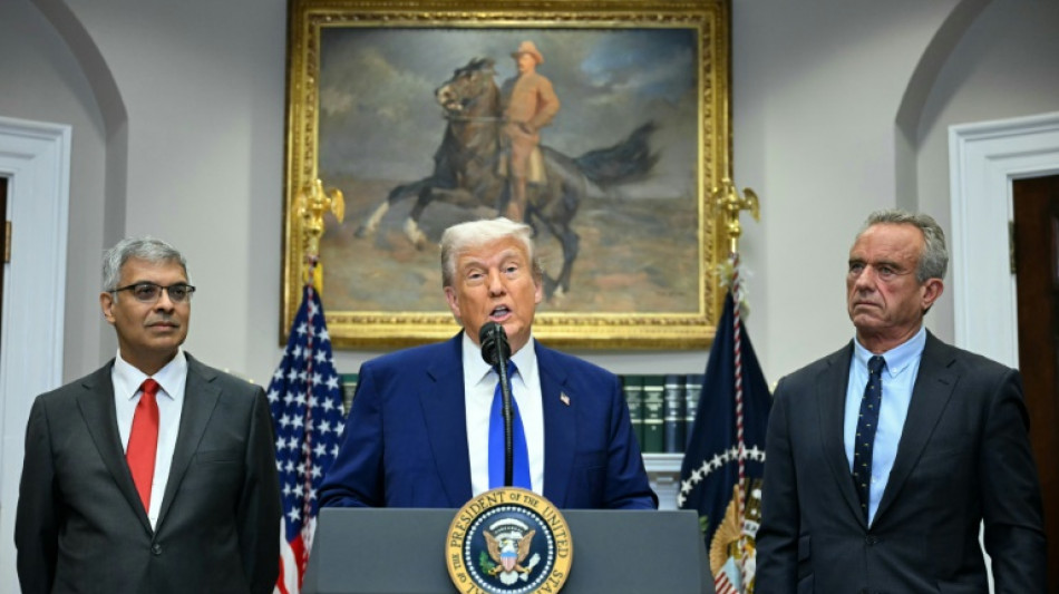 Trump promet de réduire drastiquement le prix des médicaments aux Etats-Unis