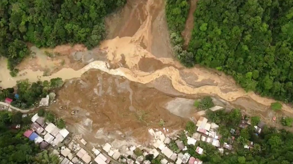 Philippines: le bilan du glissement de terrain monte &agrave; 54 morts