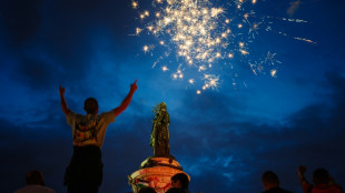 Esquerda celebra em Paris sua inesperada vit&oacute;ria eleitoral