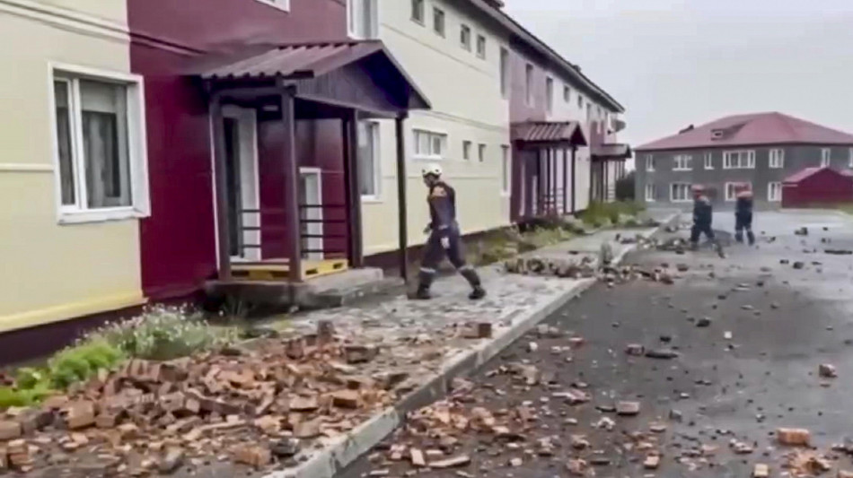 Terremoto magnitudo 7.8 a largo della Kamchatka, allerta tsunami