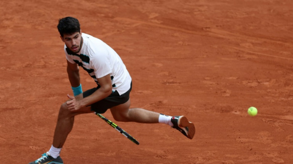 Reigning champions Alcaraz, Swiatek eyeing French Open second week