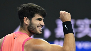 Alcaraz destrona a Sinner en Pek&iacute;n y se lleva al 16&ordm; t&iacute;tulo de su carrera