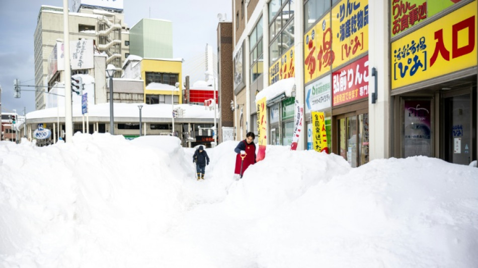 Japon: des chutes de neige exceptionnelles font 30 morts