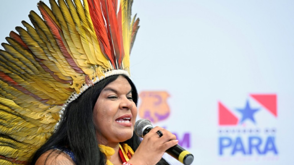 Ind&iacute;genas piden voz y derecho a la tierra en cumbre de Amazon&iacute;a