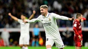 Madrid turn on the style to beat Sevilla and increase Liga lead