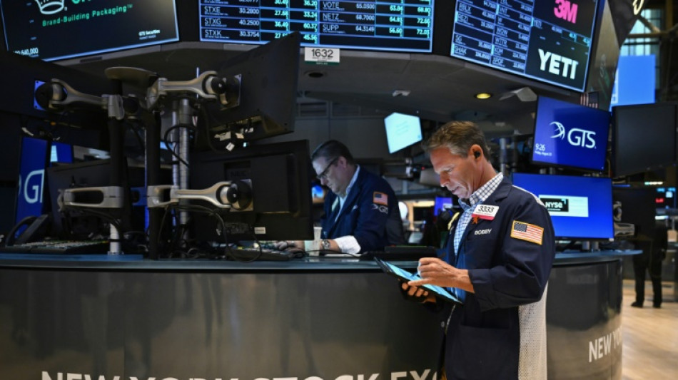Wall Street termine la semaine sur un triple record apr&egrave;s l'&eacute;lection de Trump