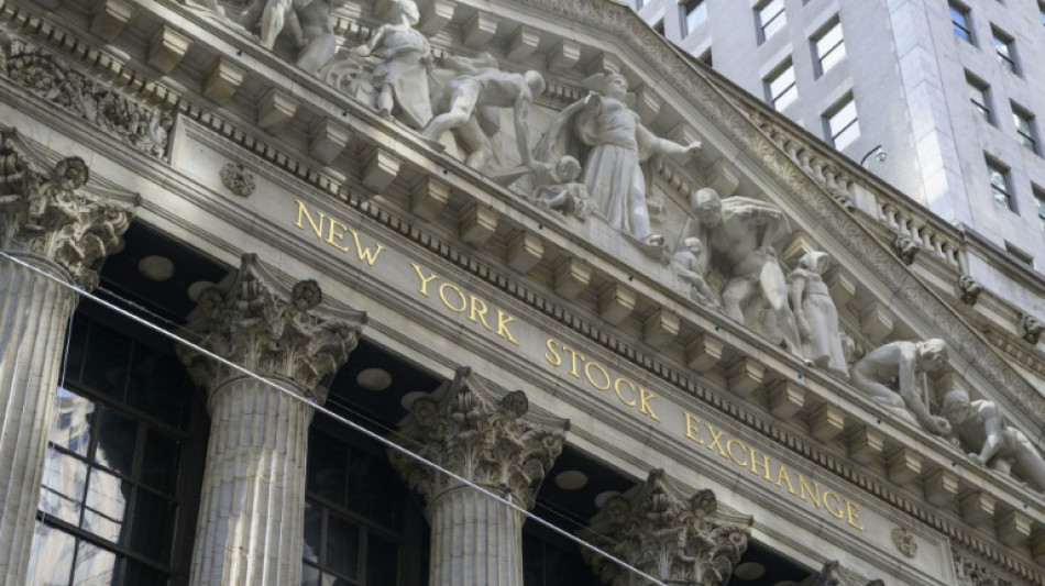 Wall Street en ordre dispers&eacute; apr&egrave;s une inflation am&eacute;ricaine en repli mais tenace