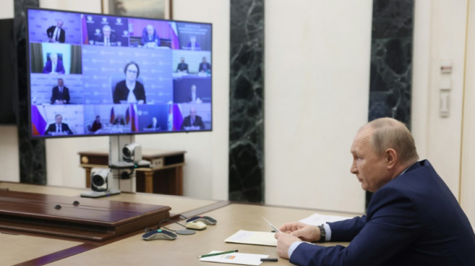 Rusia deber&aacute; reorganizar su sector de hidrocarburos, afirma Putin