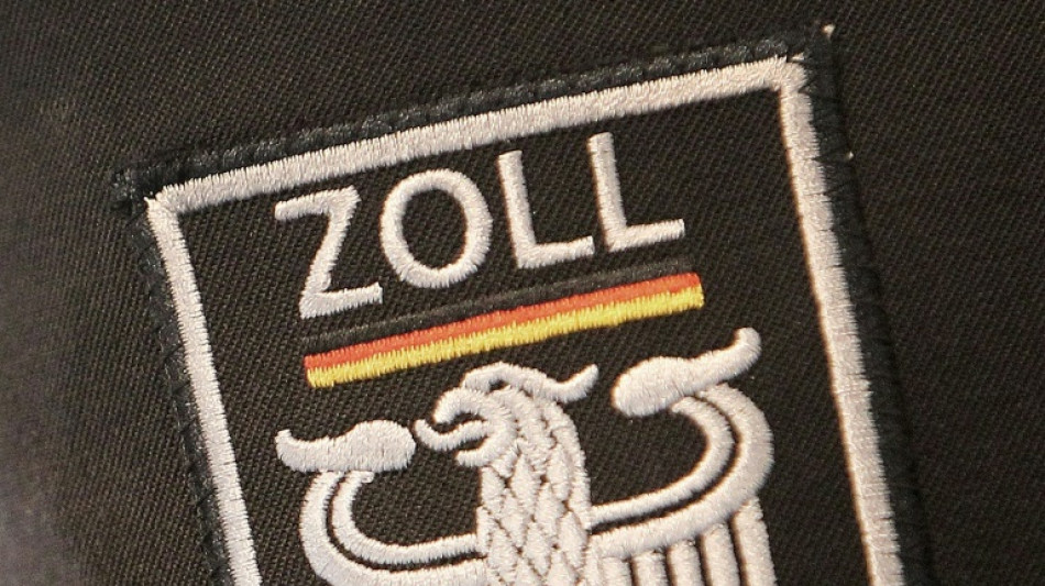 Nordrhein-Westfalen: Zollhunde erschn&uuml;ffeln Drogen in Wert von halber Million Euro