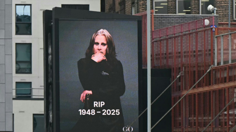 Texas honra a Ozzy Osbourne pese a que orin&oacute; en el monumento a los h&eacute;roes ca&iacute;dos