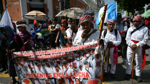 Milhares de ind&iacute;genas exigem ren&uacute;ncia de procuradora-geral na Guatemala