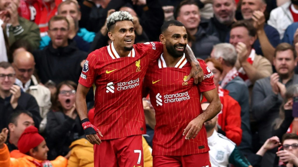 Forest e City fazem inesperado duelo pelo 3&ordm; lugar na 28&ordf; rodada da Premier League