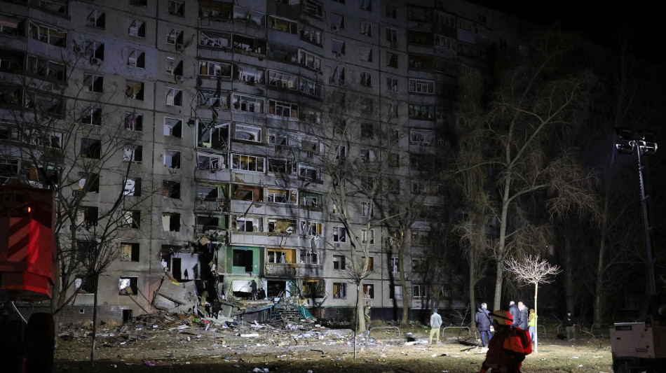 Missili e droni russi contro Kiev, almeno 4 morti nella regione