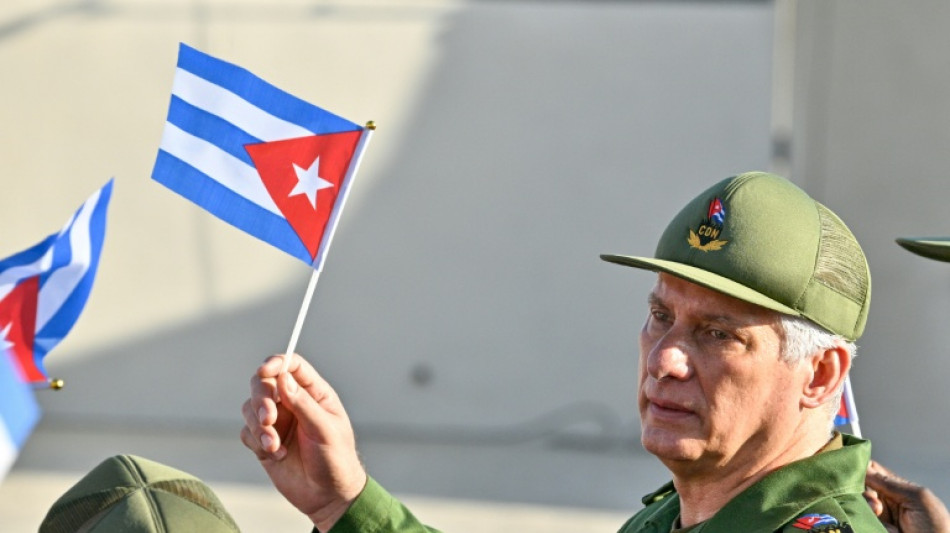 Ra&uacute;l Castro respalda reformas econ&oacute;micas en Cuba