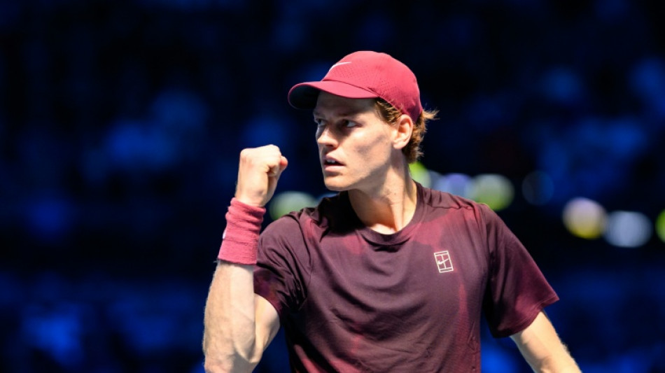 Sinner waltzes into Vienna semi-finals