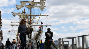 Tripulantes do navio que colidiu com ponte do Brooklyn chegam ao M&eacute;xico